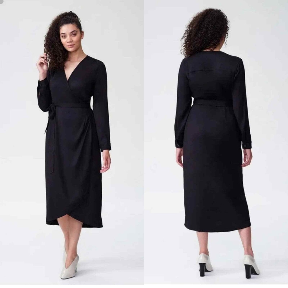 NWT Universal Standard Rivers Wrap Dress Black Size S (14-16)